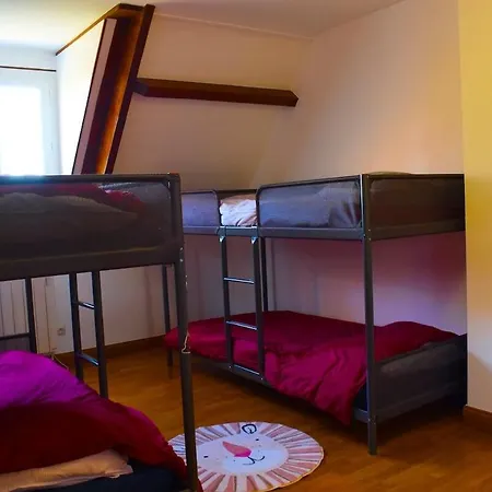 Holiday home Charmante Maison De *