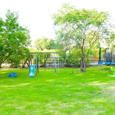 بيت للعطل Charmante Maison De *