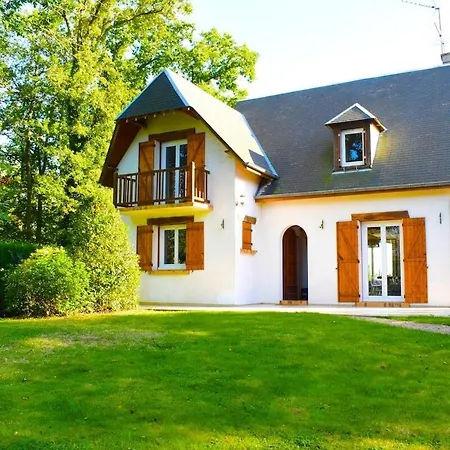 Hébergement de vacances Charmante Maison De Ferrières *