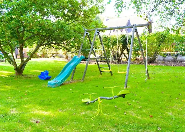 Holiday home Charmante Maison De Ferrieres-Haut-Clocher