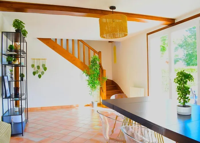 Charmante Maison De Ferrières